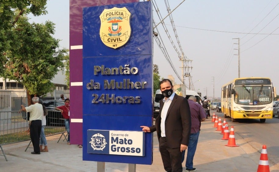 Thiago Silva cobra por mais unidades policiais 24 horas em atendimento a vítimas de violência doméstica