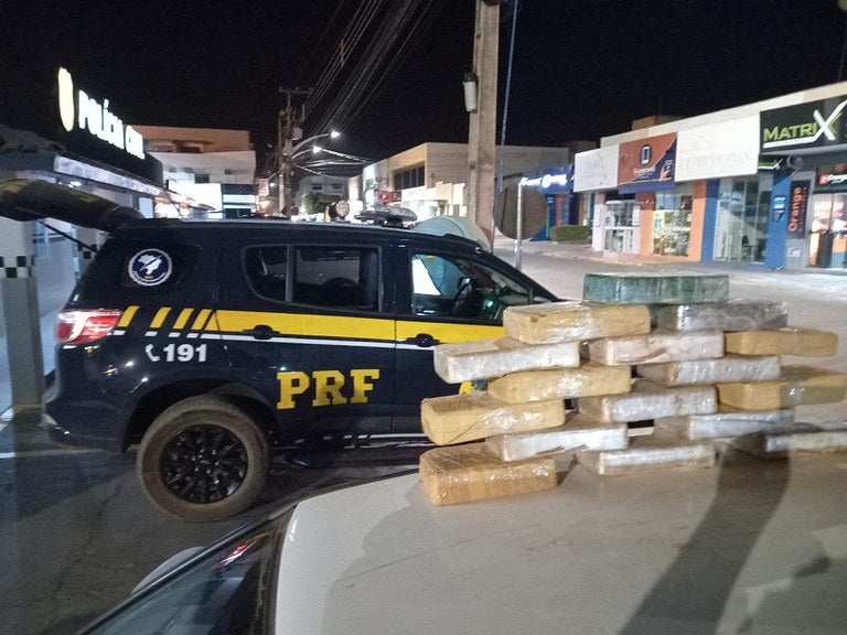 Drogas e armas são apreendidas em final de semana movimentado nas rodovias federais do estado de Mato Grosso