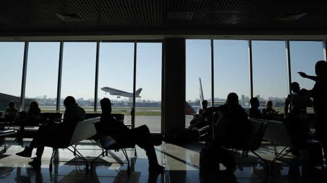 Avião arremete em Congonhas para evitar colisão com aeronave na pista