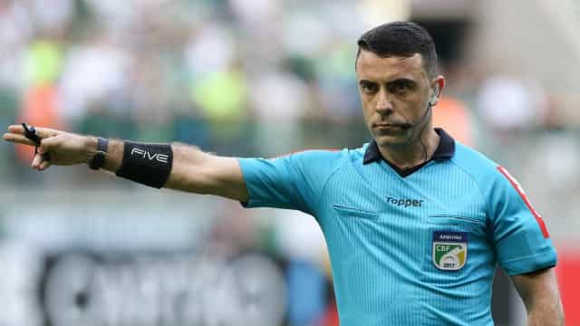 ‘Finalmente eu mesmo’, diz o árbitro Igor Benevenuto ao se declarar homossexual