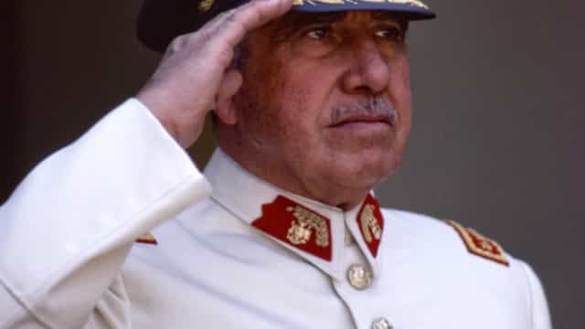 Chile finaliza Constituição que pode virar página da ditadura de Pinochet