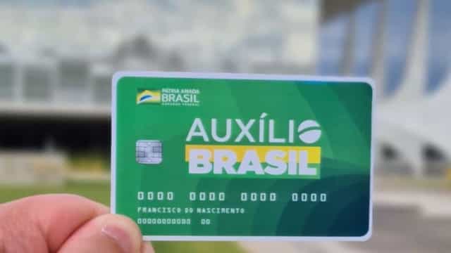 Manter auxílio de R$ 600 em 2023 é ‘desafio’, diz secretário do Tesouro