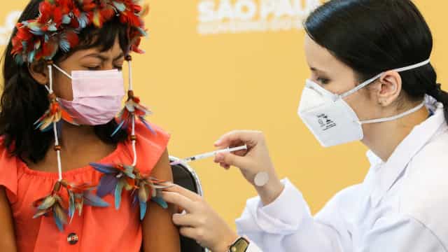 Governo: Vacinação de crianças ainda não tem data para começar