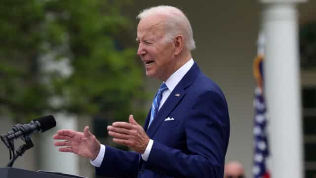 Biden admite inflação ‘inaceitavelmente alta’, mas diz que CPI está desatualizado