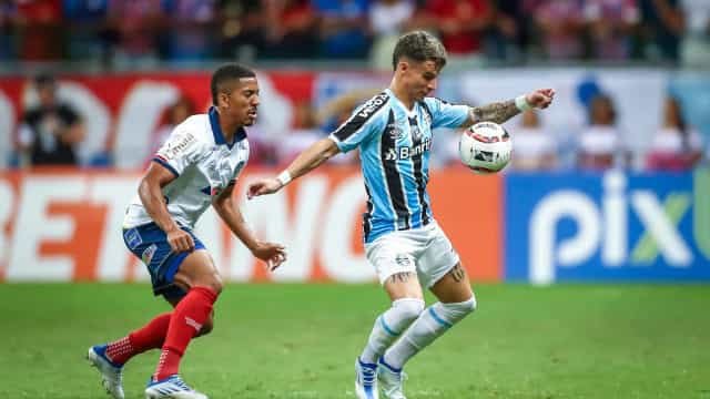 Bahia e Grêmio empatam disputado confronto direto e permanecem no G-4 da Série B