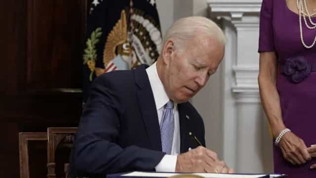 Tiroteios em massa e o controle de armas ao redor do mundo