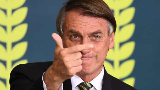 ‘Se precisar trocar cinco vezes presidente da Petrobras, eu troco’, diz Bolsonaro
