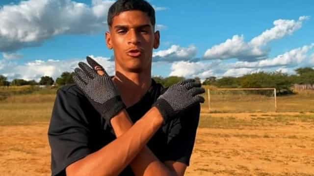 Luva de Pedreiro recebe apoio de Whindersson Nunes: ‘Temos nossa posição’