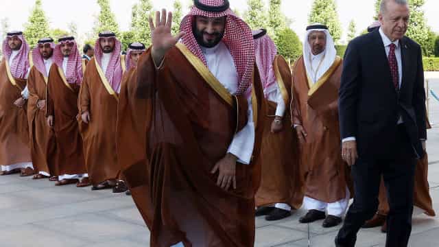 Príncipe saudita diz a Biden que EUA também cometeram erros