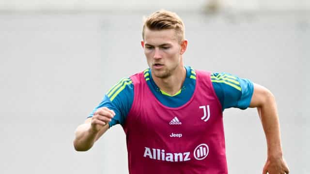 Juventus aceita 80 mi de euros e de Ligt fecha com o Bayern, diz jornalista