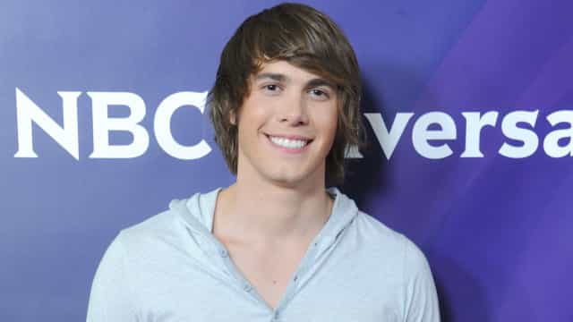 Ator da série ‘Glee’ é detido por dirigir bêbado