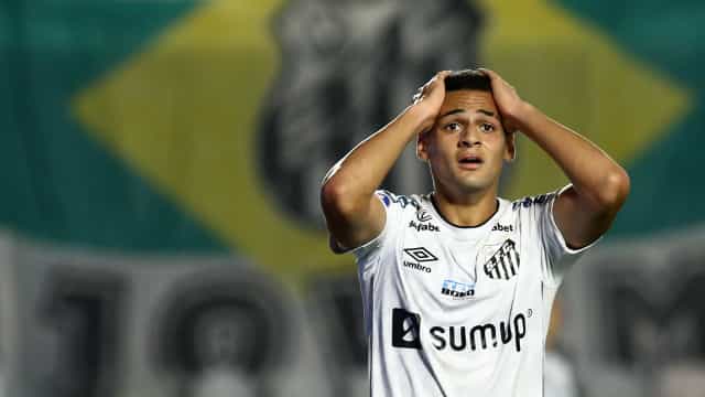 Acertado com o Almería, Kaiky se despede do Santos: ‘Sempre estará no meu sangue’