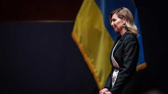 Primeira-dama da Ucrânia diz que guerra fez seu filho de 9 anos querer aprender a usar fuzil