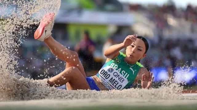 Letícia Oro se emociona com bronze sete meses após cirurgia: ‘Não tenho medo’
