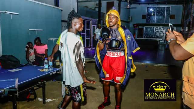 Promessa do boxe morre aos 18 anos após dois nocautes em treino