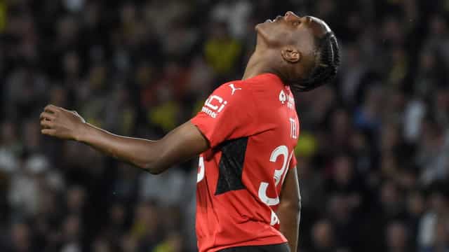 Após perder Lewandowski, Bayern de Munique aposta em jovem promessa da França