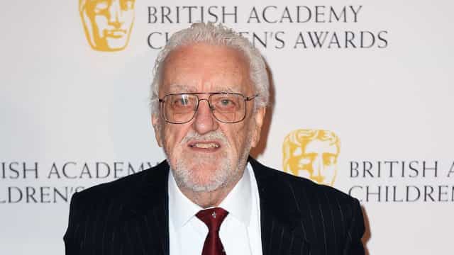 Ator Bernard Cribbins morre aos 93 anos