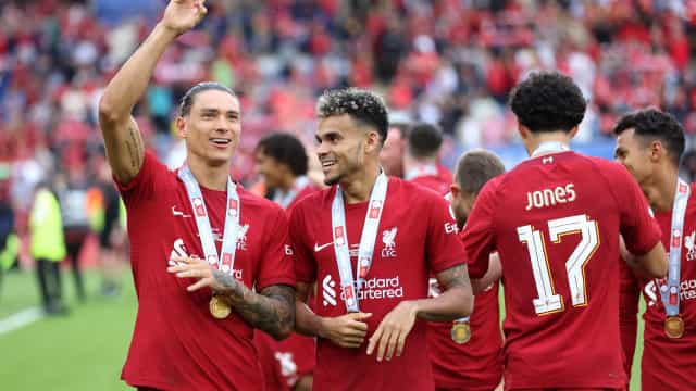 Estreante Núñez decide e Liverpool é campeão da Supercopa sobre Manchester City