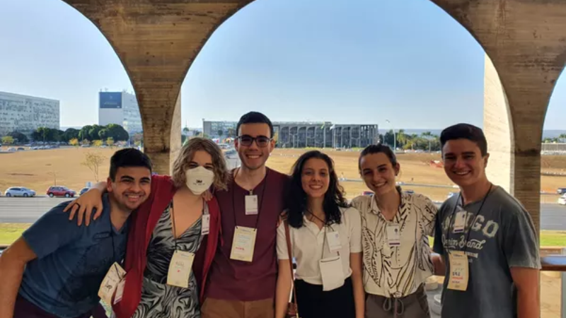 Oito estudantes vão representar Brasil na Olimpíada de Linguística na Irlanda