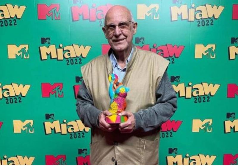 Padre Júlio Lancellotti ganha prêmio de direitos humanos no MTV Miaw 2022