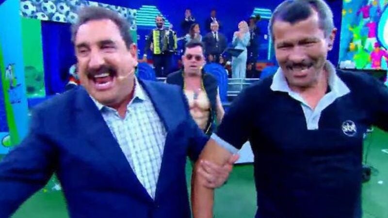 Funcionário do SBT faz gol incrível e ganha R$ 100 mil de Ratinho