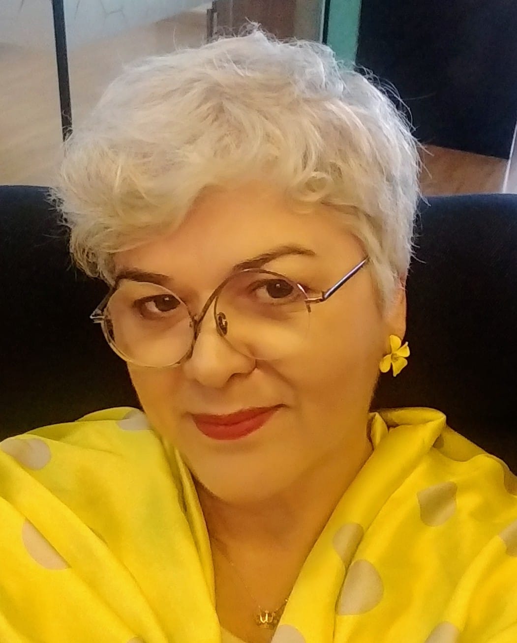 Pensando na comunicação de auto/alto impacto