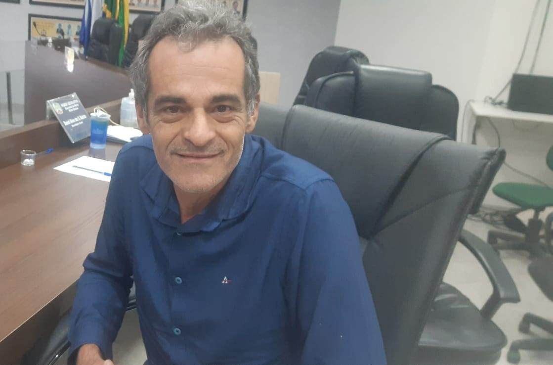 Vereador David marques encaminha projeto de lei adote um bem público