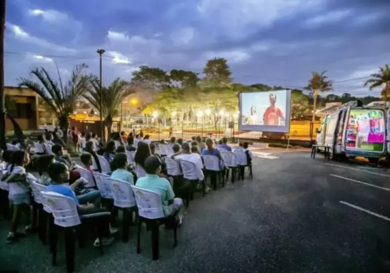 Primeiro cinema a energia solar do Brasil é inaugurado em Londrina