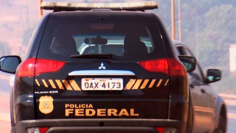 Polícia Federal faz buscas e apreensões na secretaria de Saúde de Cuiabá e investiga pagamentos de R$ 7 milhões