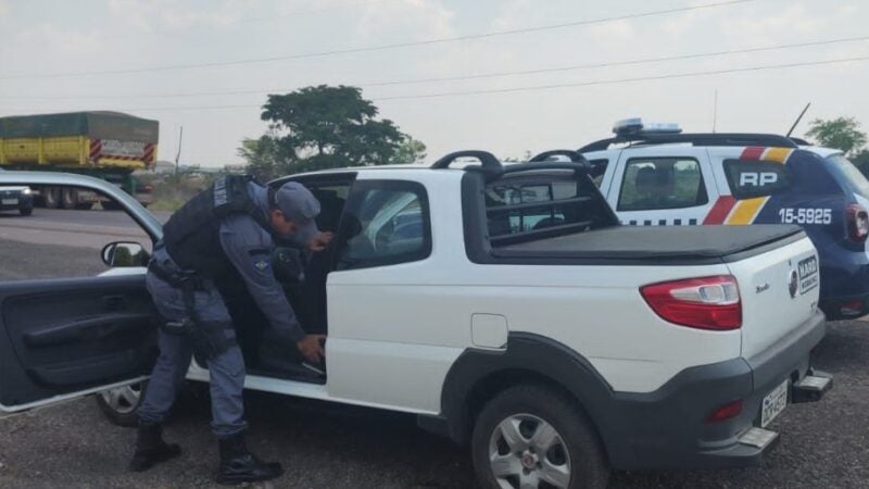 Polícia recupera veículo roubado e prende suspeito na BR-163 no Nortão
