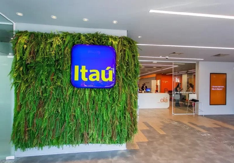 Salário R$ 8 mil. Itaú Unibanco abre inscrições para trainee