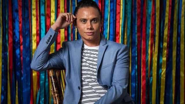 Silvero Pereira se arrepende de papel de travesti em novela: ‘Me reeduquei’