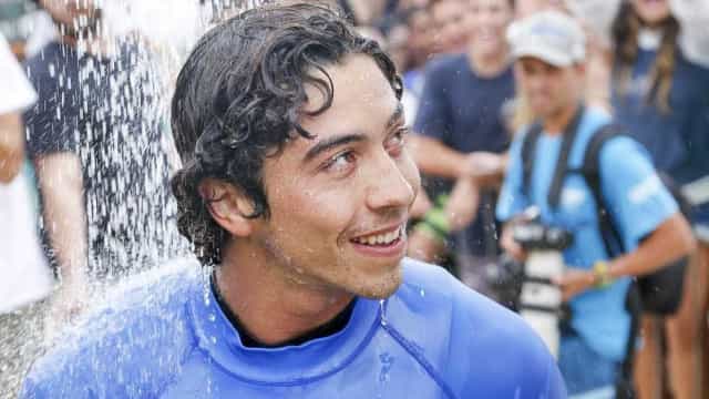 Yago Dora elimina americano e ajuda Italo a garantir vaga no WSL Finals