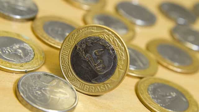 Decreto regulamenta crédito consignado no Auxílio Brasil