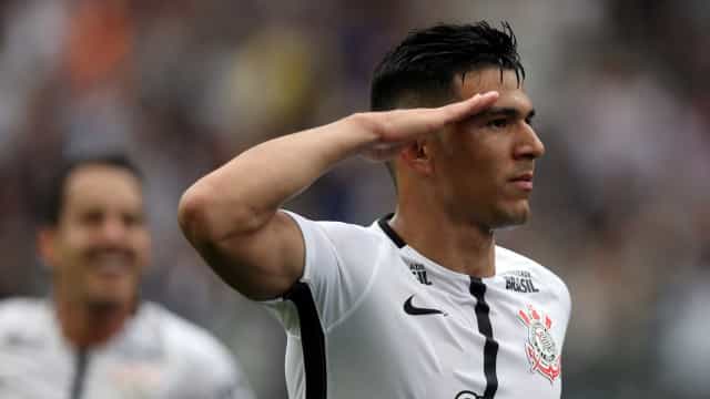 Balbuena pede otimismo após erro e derrota do Corinthians: ‘Acreditar sempre’