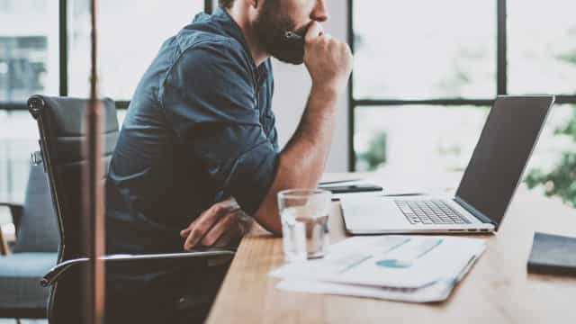 B3 cria site para ajudar brasileiro a investir