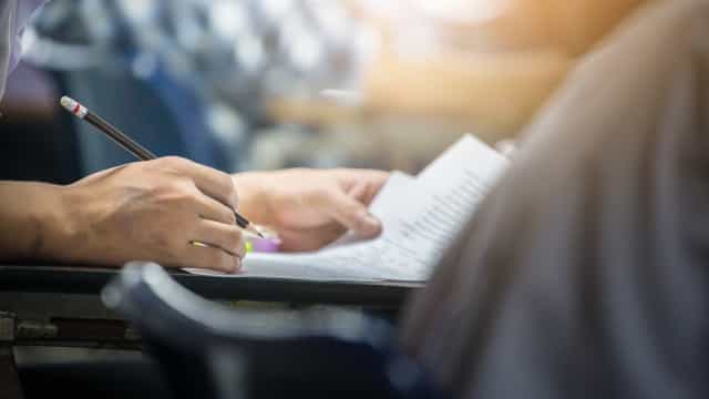 Governo reduz prazo de concurso do INSS com 1.000 vagas