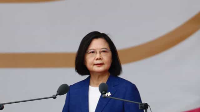 Taiwan dá indireta à China e faz alerta sobre ‘preço alto’ de potencial invasão
