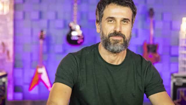 Eriberto Leão vive escritor com bloqueio criativo que transa com fãs e plagia anão