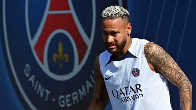 Neymar começa temporada em ritmo forte e busca ano da redenção