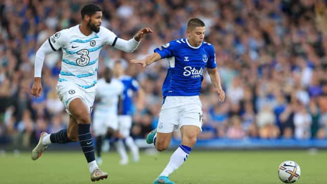 Chelsea derrota o Everton com gol de Jorginho e estreia com vitória no Inglês