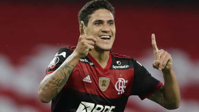 Pedro elogia postura ofensiva do Flamengo e revela ‘ensaio por golaço da vitória