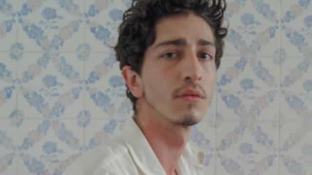 Johnny Massaro é vaiado por apoiadores de Bolsonaro no Festival de Gramado