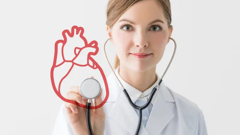 Remédio 3 em 1 reduz risco de problemas cardiovasculares em 33%