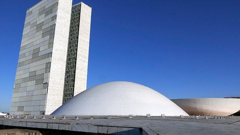 Senado abre inscrições para concurso. Salário até R$ 33 mil. Veja como se inscrever