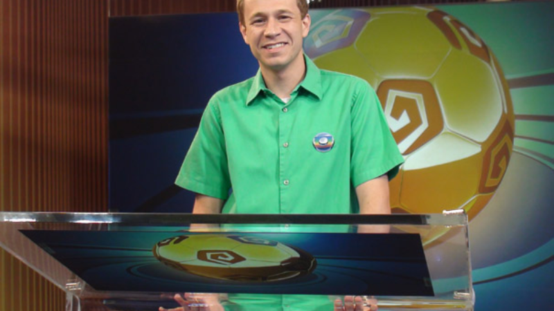 Tiago Leifert volta para a Globo e apresentará a Copa do Mundo 2022