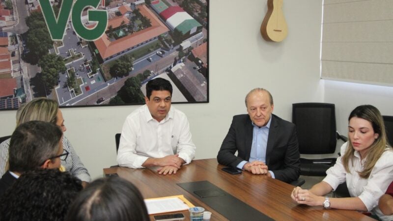 Prefeito e vice-governador assinam carta de intenção para implantar centro de parto humanizado em MT