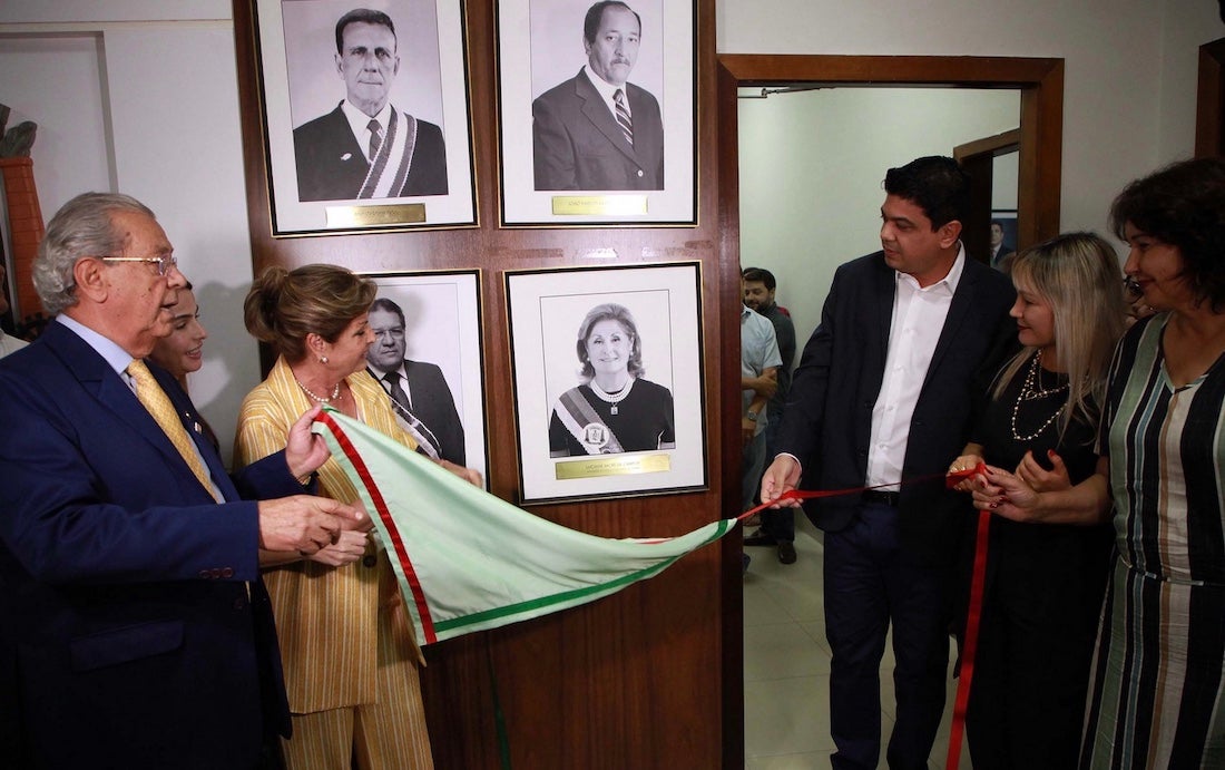 Kalil inaugura galeria em Várzea Grande e homenageia ex-prefeita Lucimar Campos