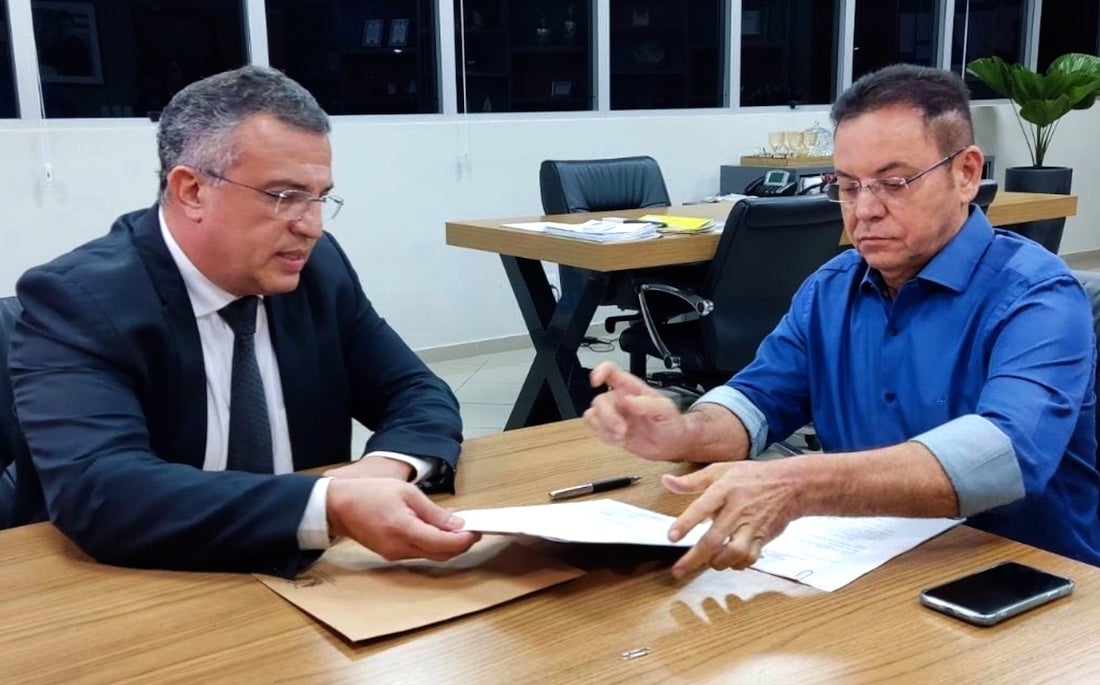 Desembargador entrega na Assembleia projeto criando em Sinop vara de combate ao crime organizado abrangendo 11 comarcas na região