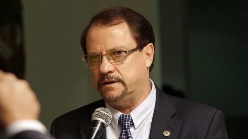 Pedro Satélite quer ampliar a aplicação da Lei &nbsp;da Pessoa com Câncer em Mato Grosso